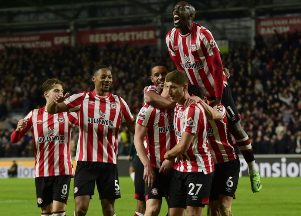  布伦特福德平利物浦，红军防线暴露隐患  